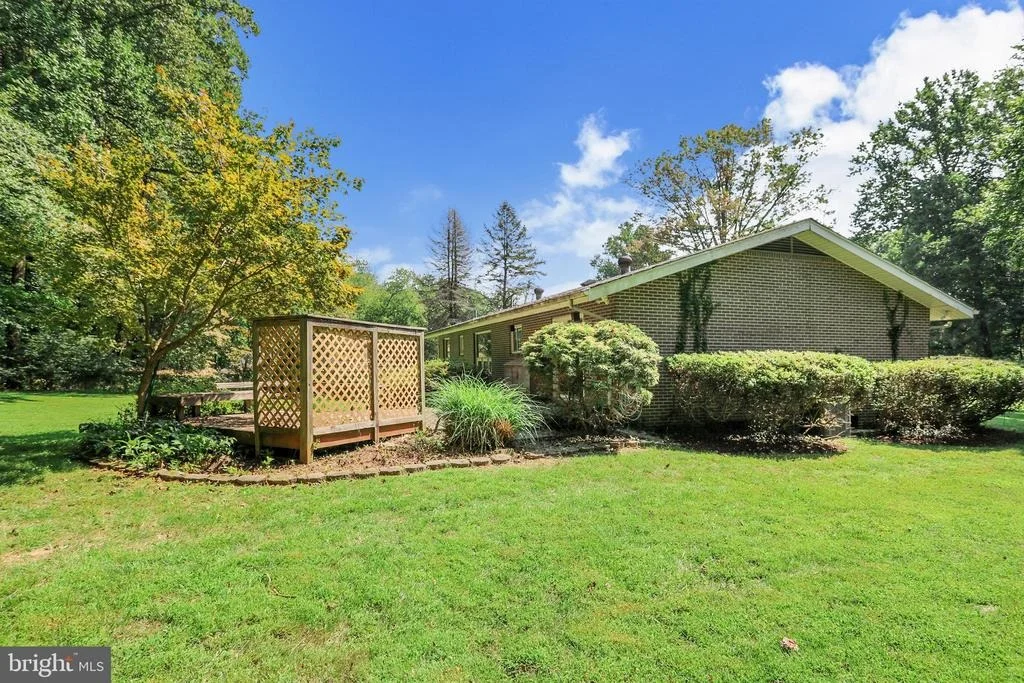 Photo of 2117 DRURY ROAD