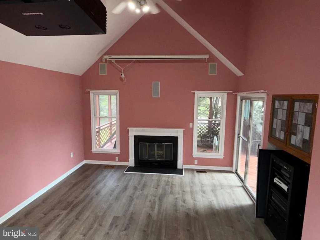 Photo of 9348 CREEKVIEW DRIVE