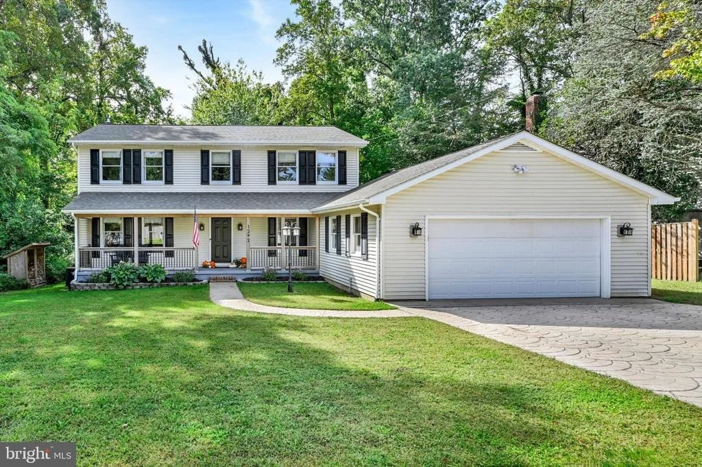 Photo of 1292 SWAN DRIVE