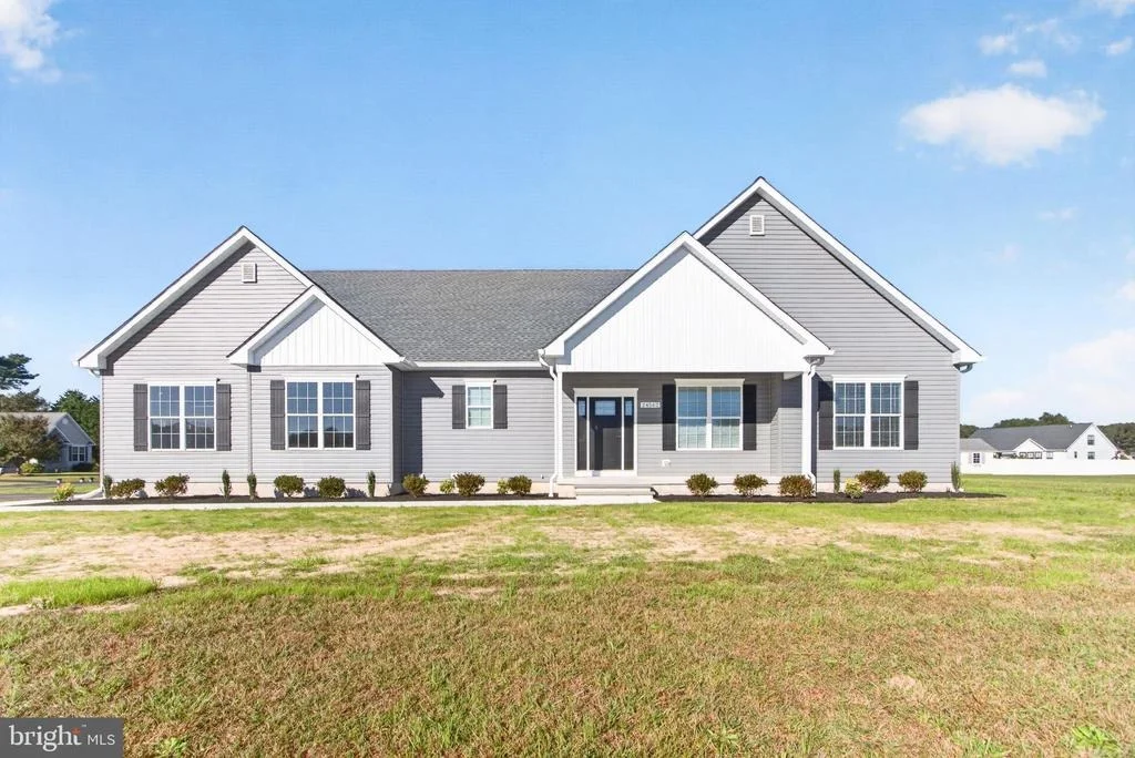 Photo of 24562 BEAVER WAY