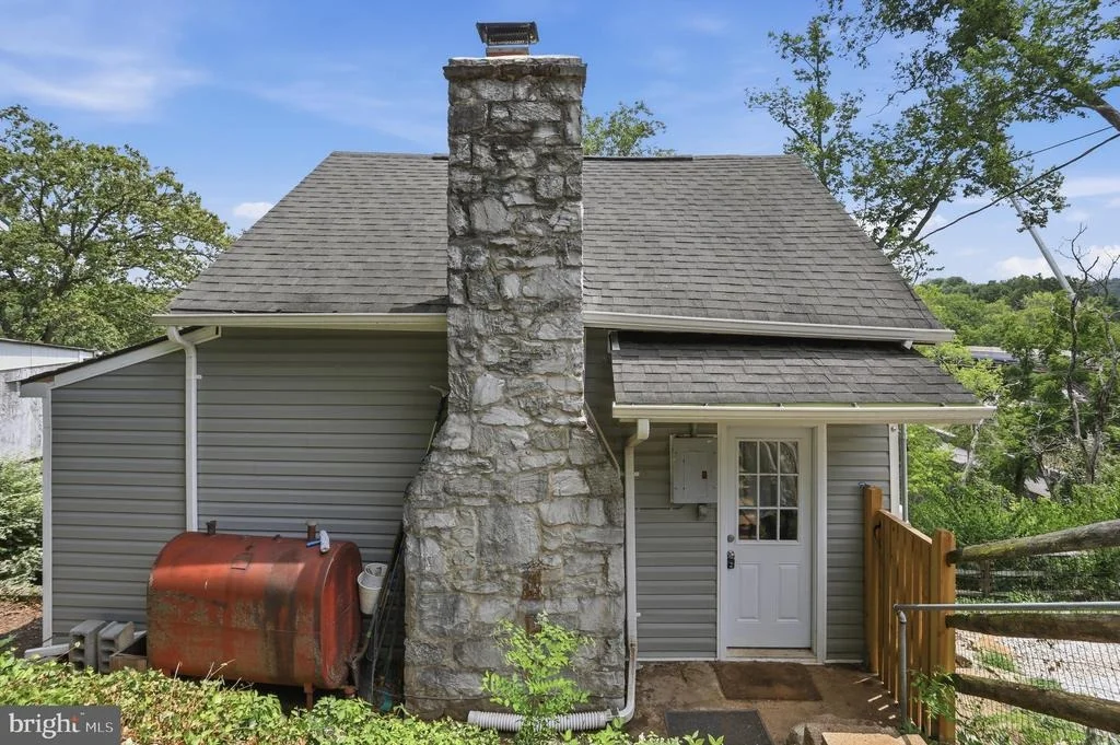 Photo of 12527 ROCKDALE ROAD