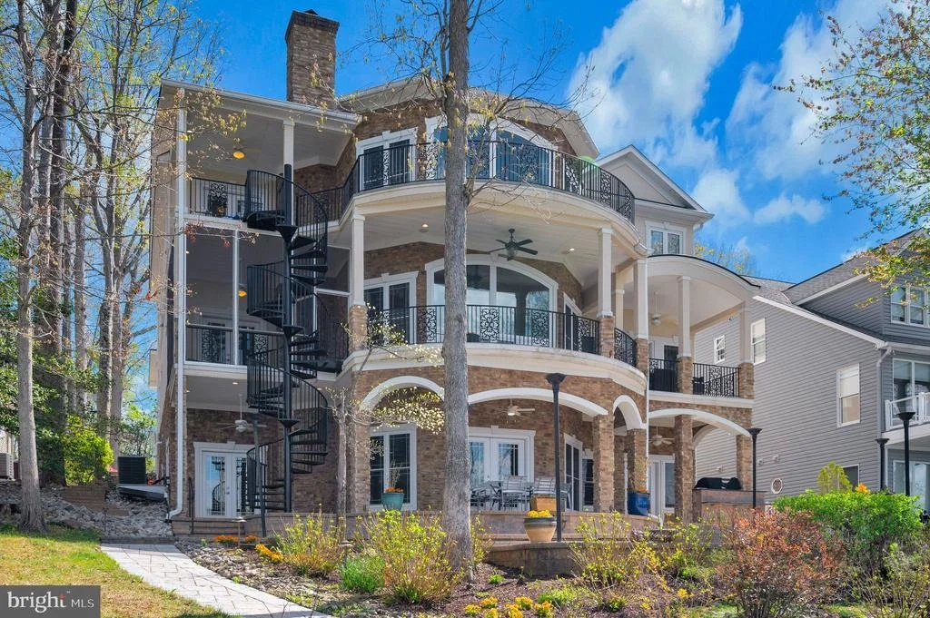 Photo of 206 MADISON CIRCLE