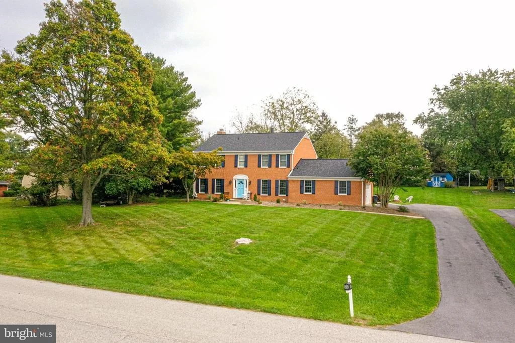 Photo of 4029 CRESCENT ROAD