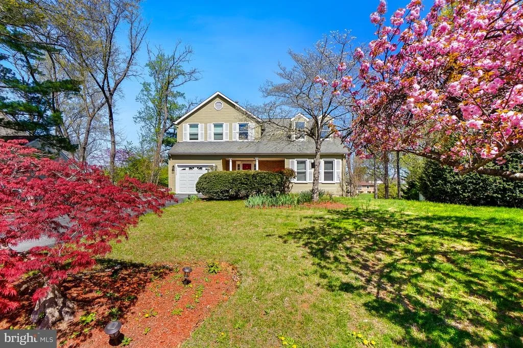 Photo of 17413 CHEROKEE LANE