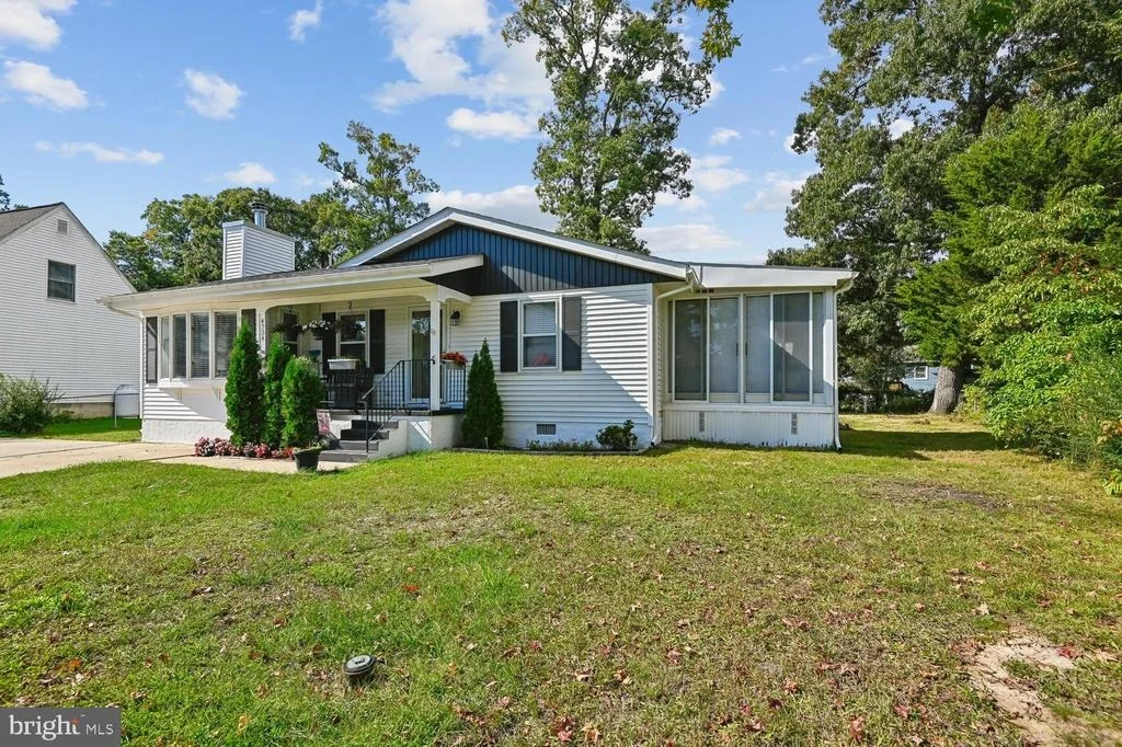 Photo of 4734 IDLEWILDE ROAD