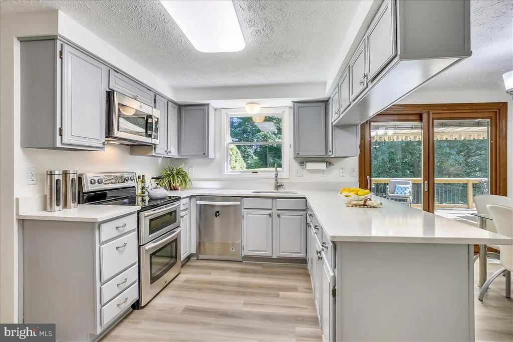 Photo of 16613 BETHAYRES ROAD