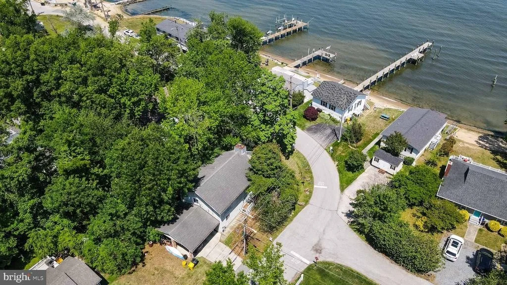 Photo of 3328 SHORE DRIVE