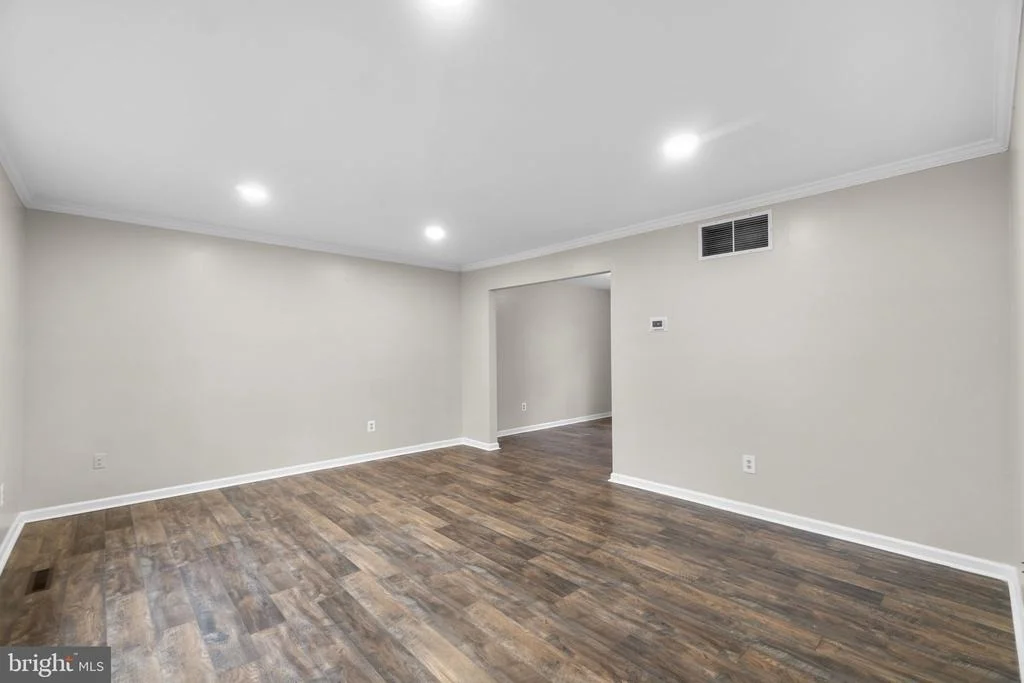 Photo of 4525 ROOP ROAD