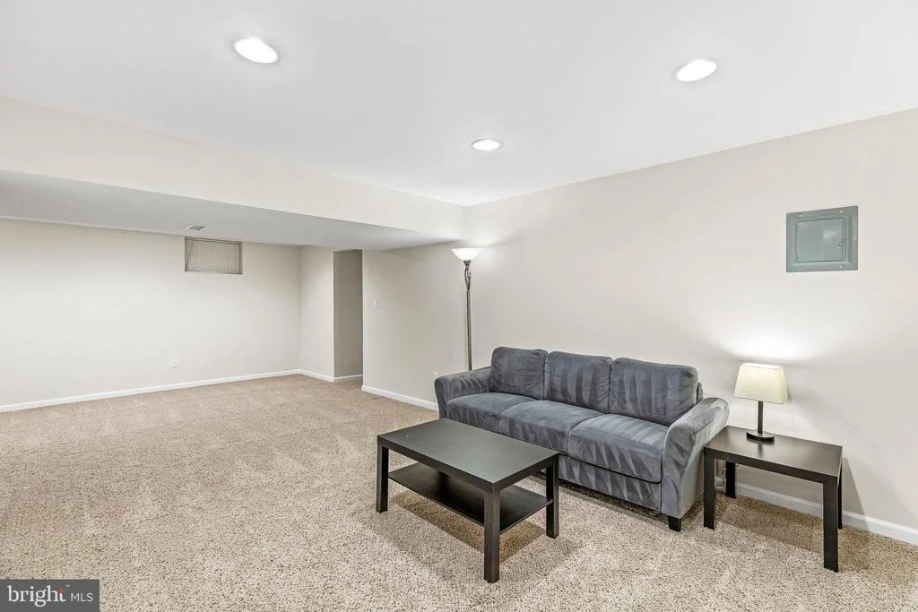 Photo of 1868 MIDDLEBRIDGE DRIVE