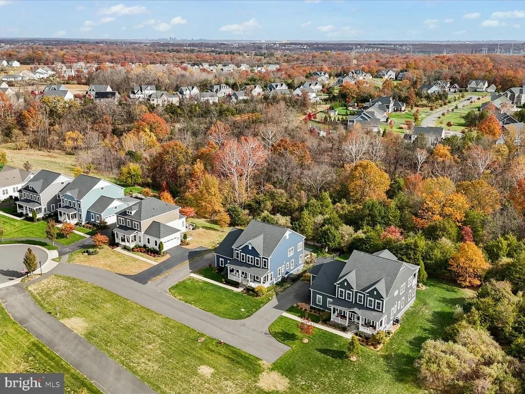 Photo of 25970 LIQUIDAMBAR LANE