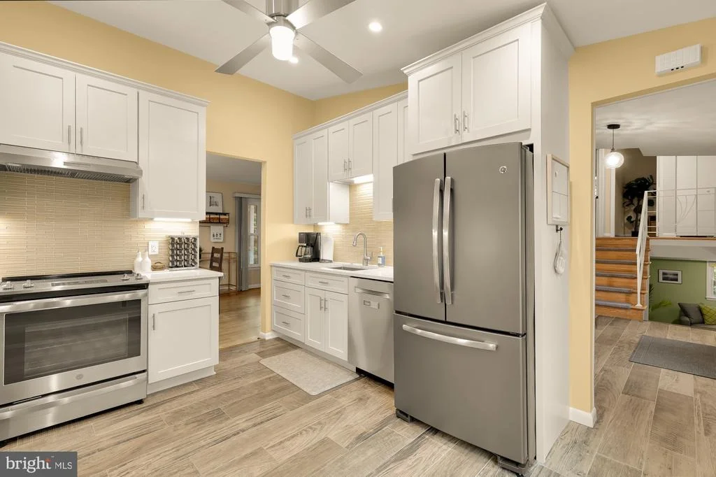 Photo of 1024 DEVERE DRIVE