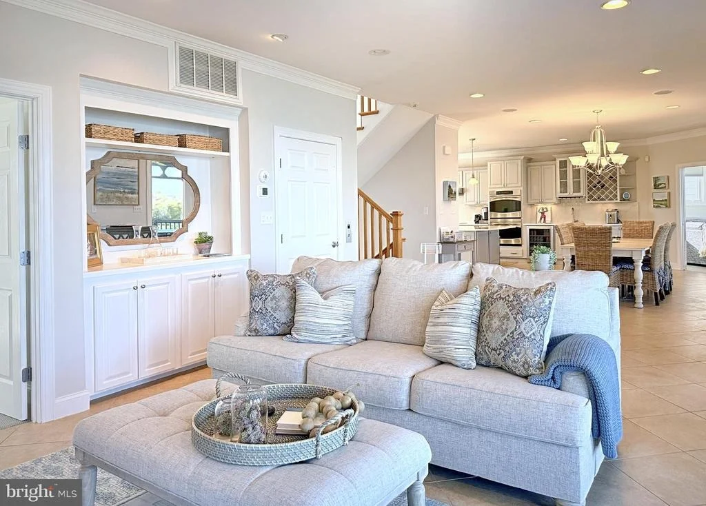Photo of 40081 OCEANSIDE DRIVE