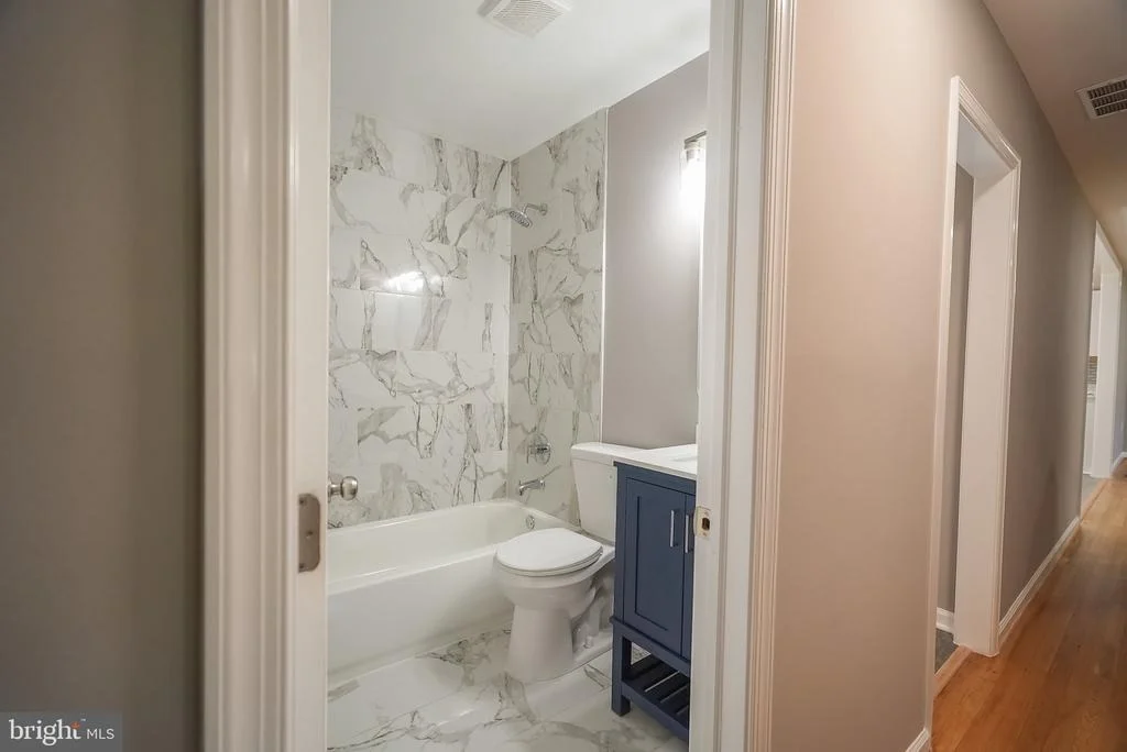 Photo of 4150 BARRETT