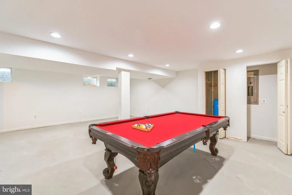 Photo of 8000 SENECA VIEW DRIVE