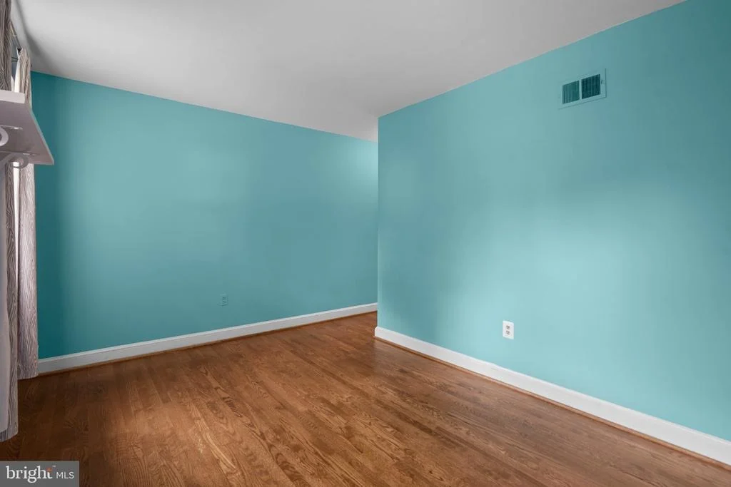 Photo of 3717 KING WILLIAM DRIVE