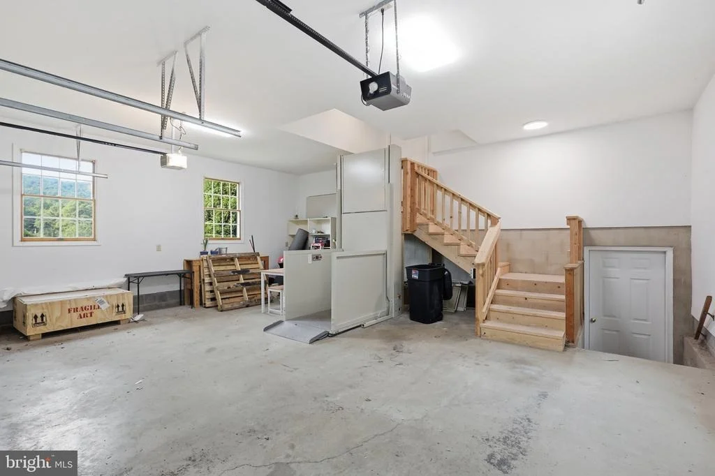 Photo of 4507 REMOUNT ROAD