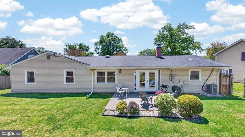 Photo of 3905 CARVEL LANE
