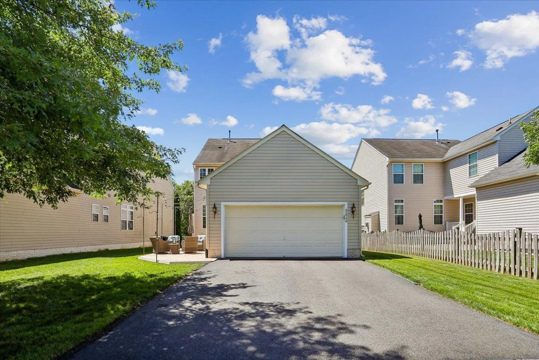 Photo of 42940 SPYDER PLACE