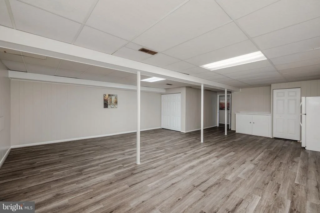 Photo of 8815 BURBANK ROAD