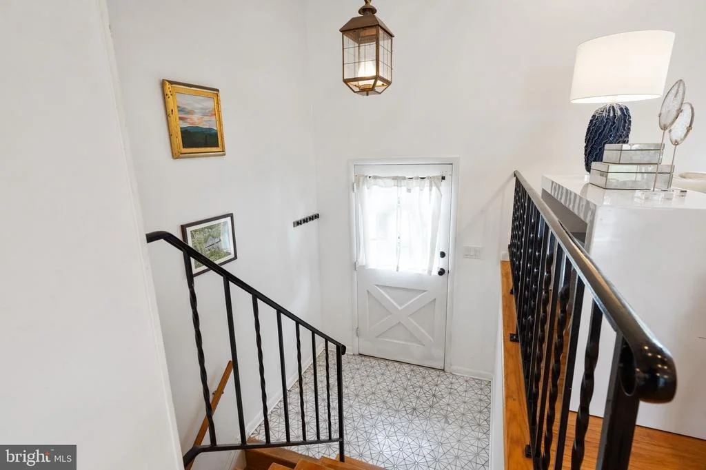 Photo of 524 MAPLE RIDGE LANE