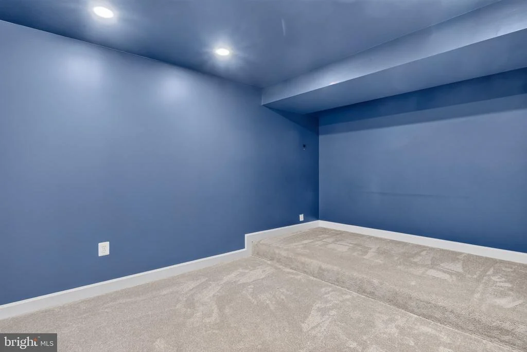 Photo of 6518 DEBHILL LANE