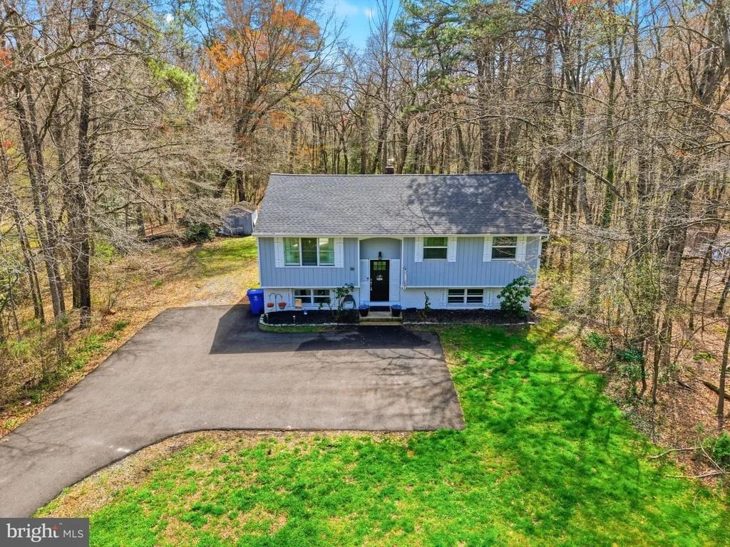Photo of 16 SKEET ROAD