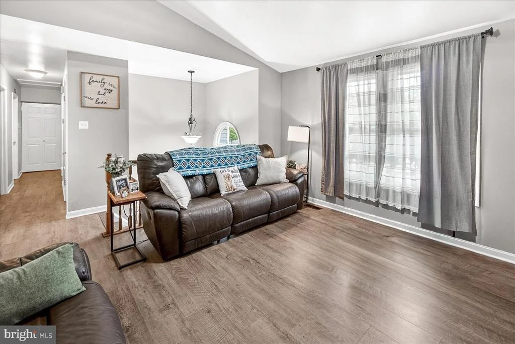 Photo of 102 IRONMASTER DRIVE