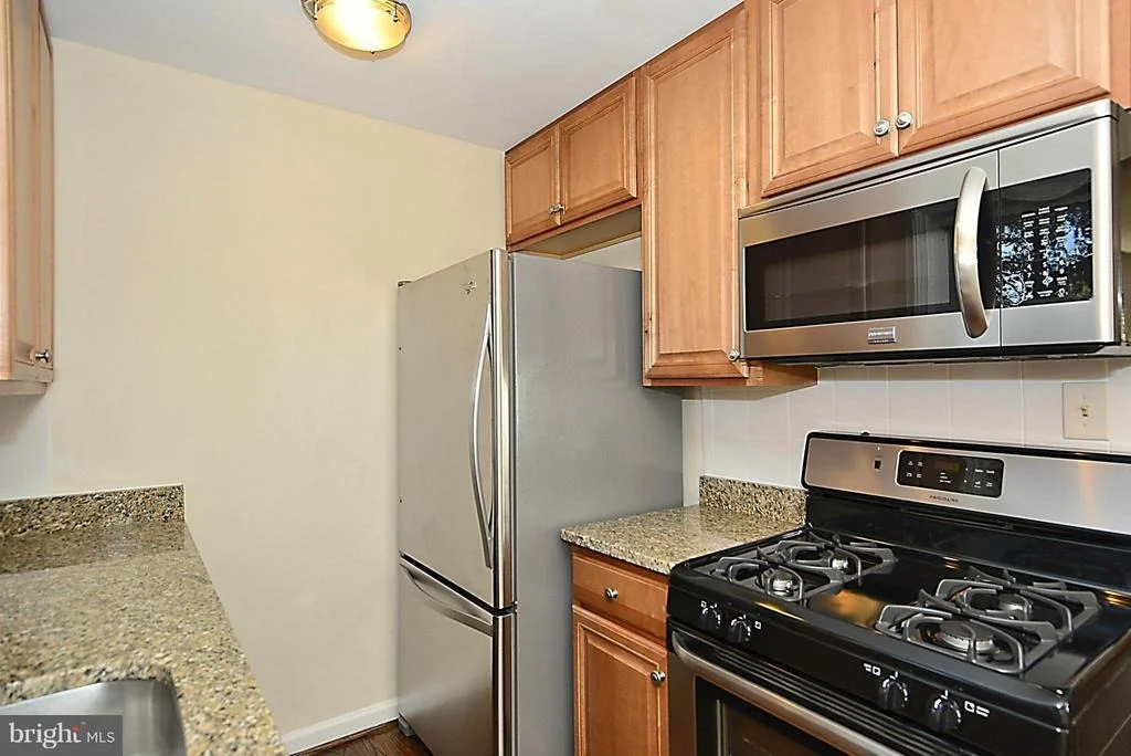 Photo of 1007 KERWIN ROAD