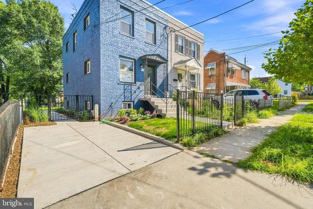Photo of 1130 46TH PLACE SE