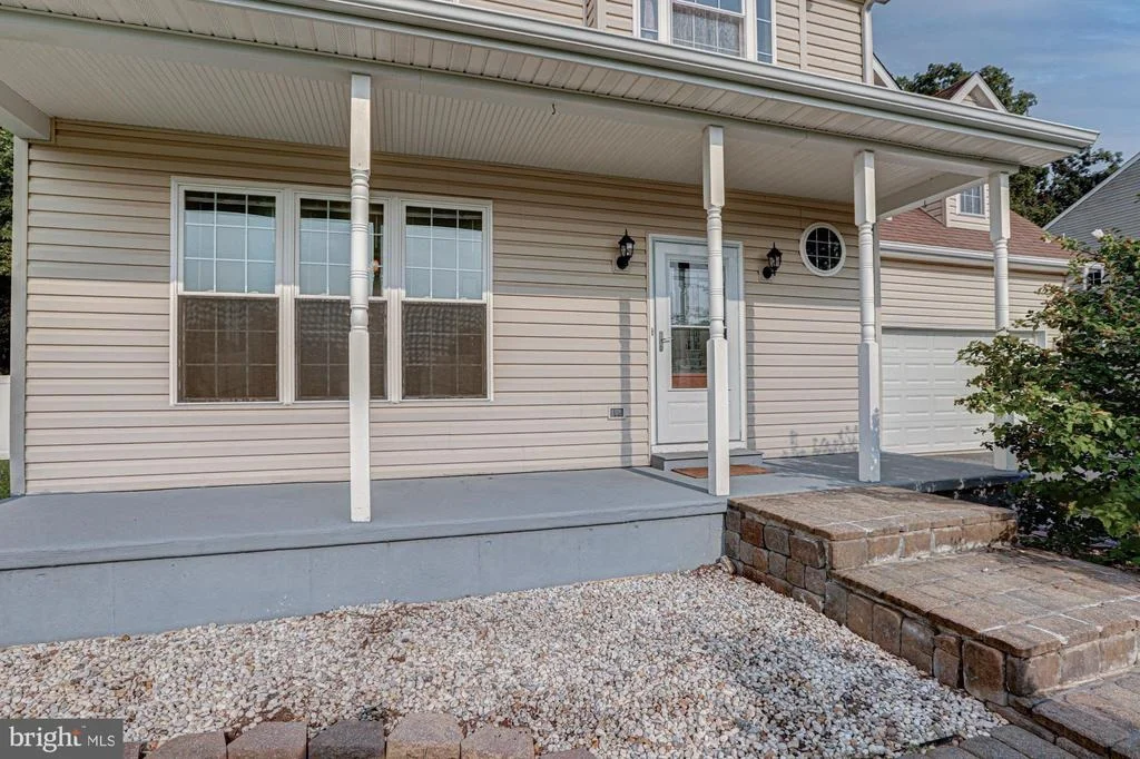 Photo of 409 INDIA DRIVE