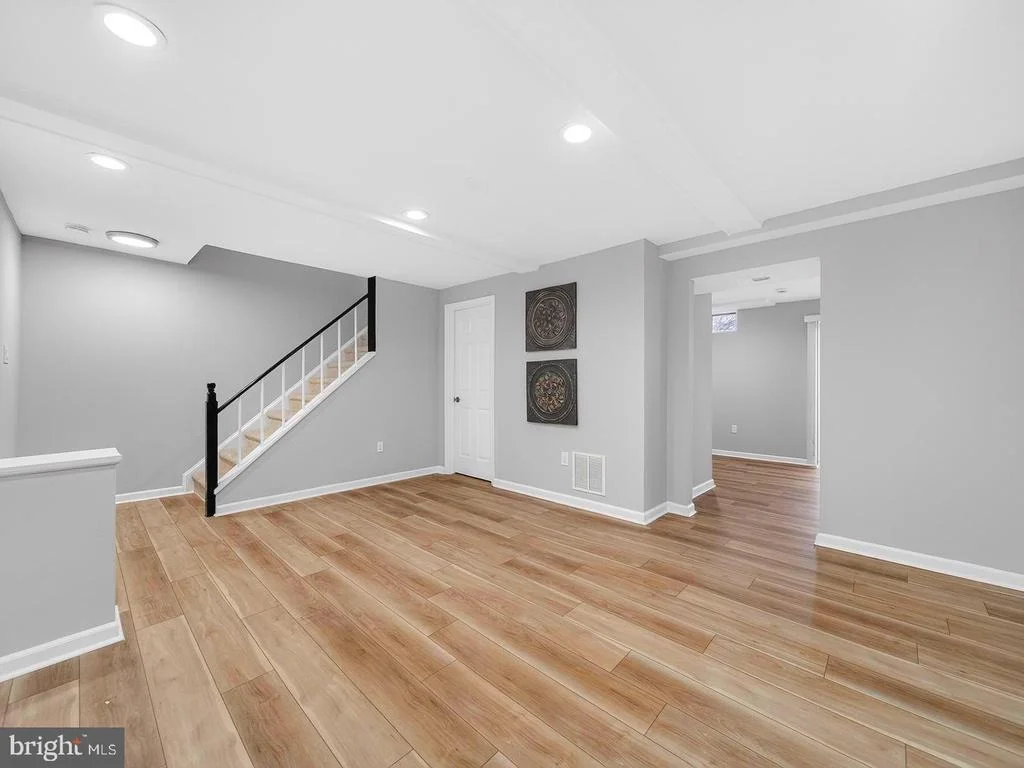 Photo of 18011 SILVER LEAF DRIVE