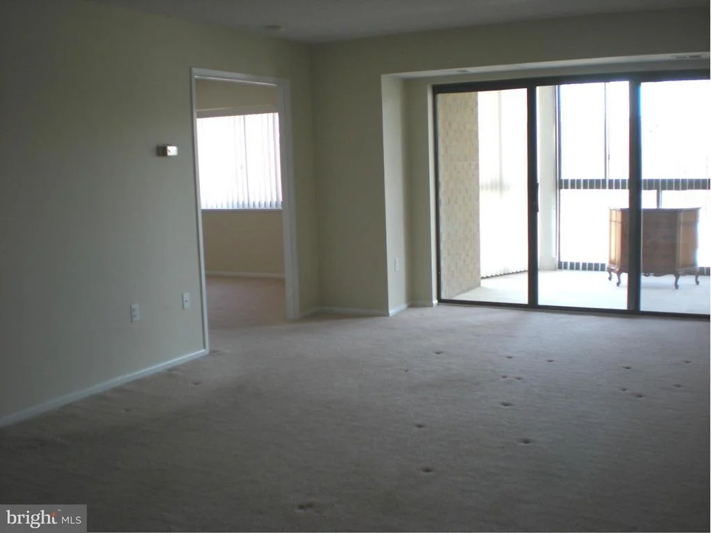 Photo of Unit 3601 at 15115 INTERLACHEN DRIVE
