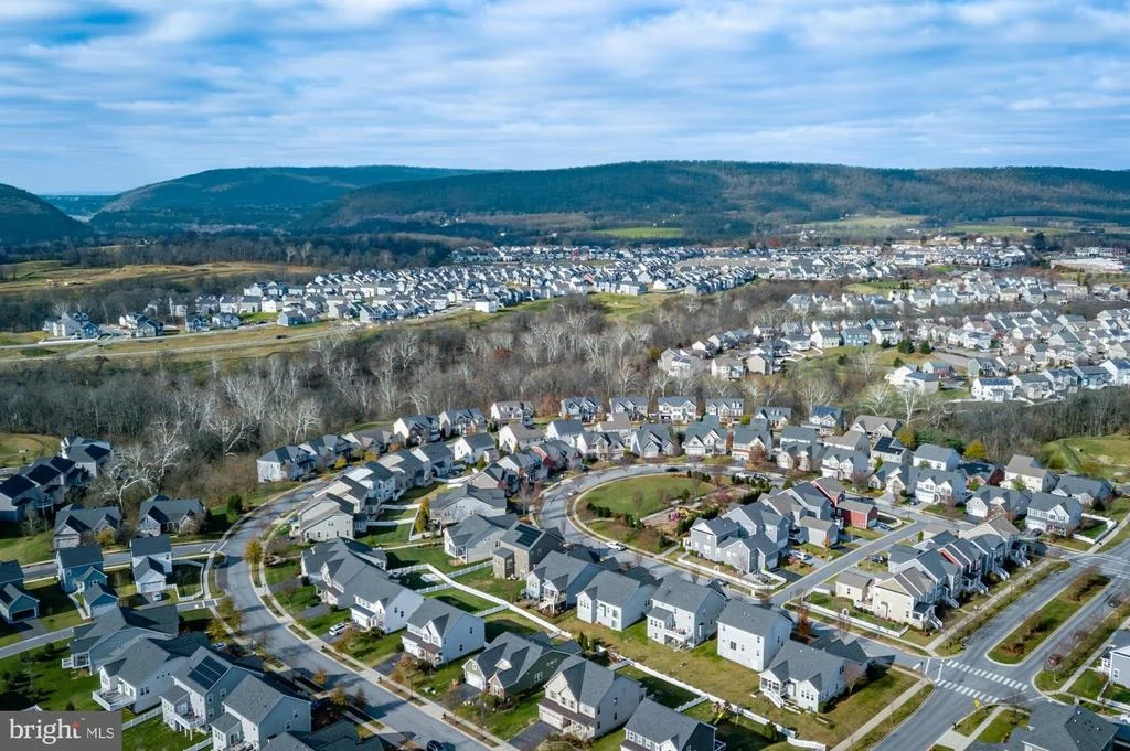 Photo of 1113 LONG FARM CIRCLE