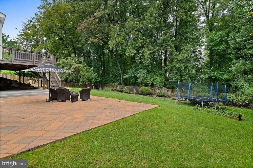Photo of 7712 LEAR ROAD
