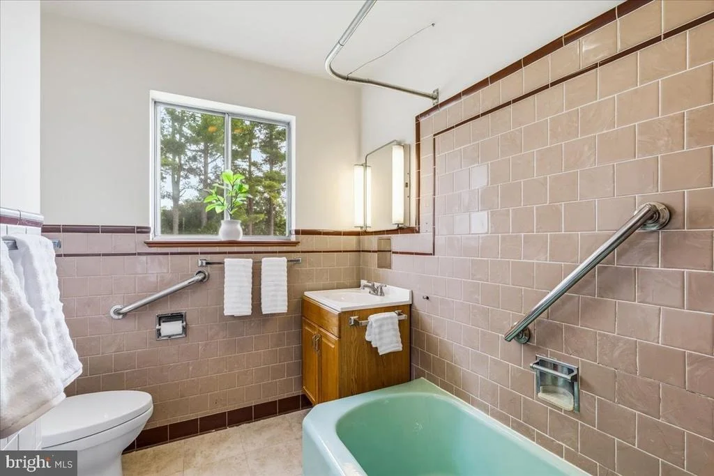Photo of 205 FRANKLIN STREET