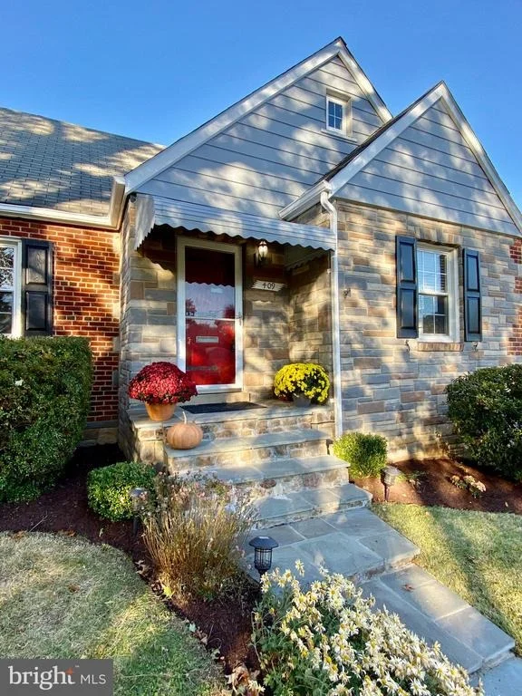 Photo of 409 GRANVILLE DRIVE