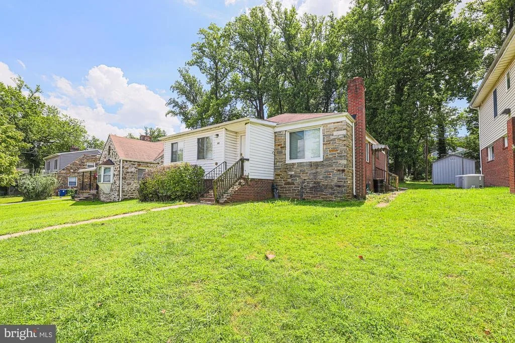 Photo of 6206 WINNER AVENUE