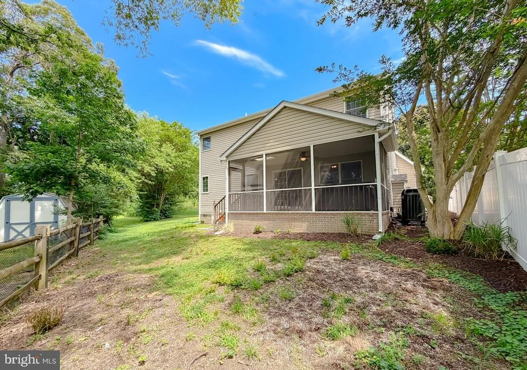 Photo of 40777 CENTER 40 CIRCLE