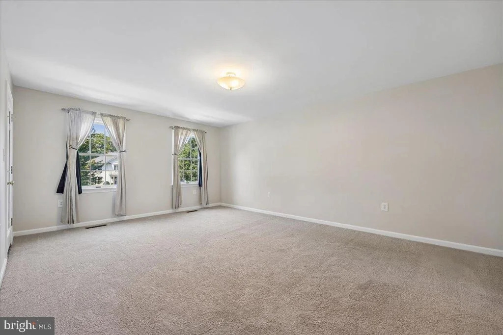 Photo of 8009 STONE RIDGE DRIVE