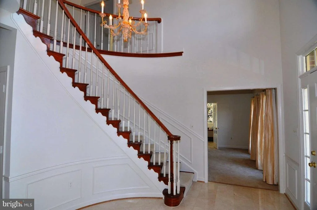 Photo of 19820 MEREDITH DRIVE