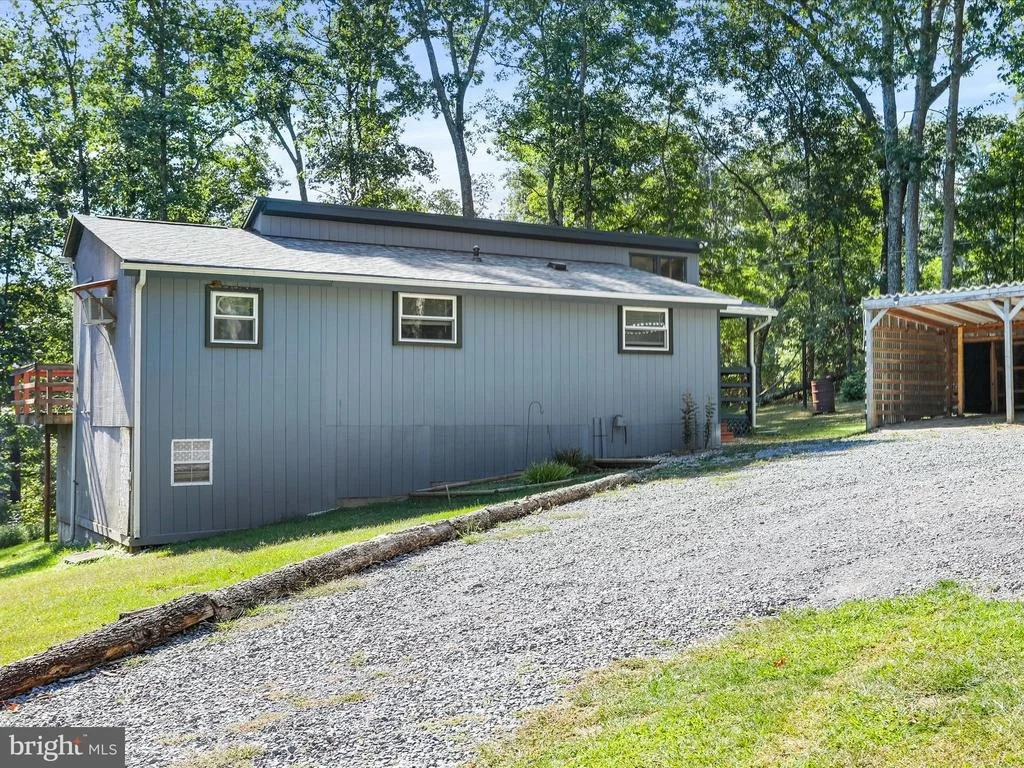 Photo of 867 MASON ROAD