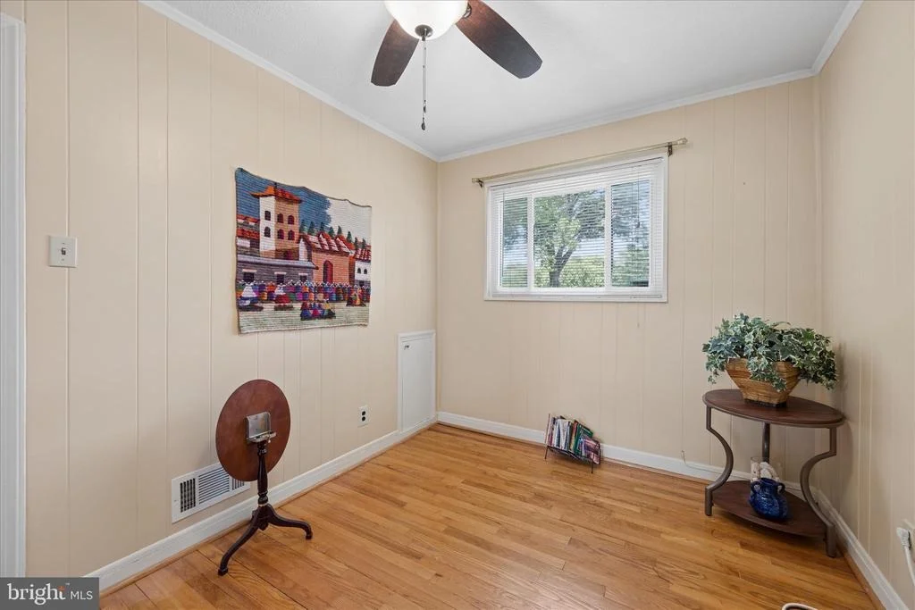 Photo of 6803 ADELPHI ROAD