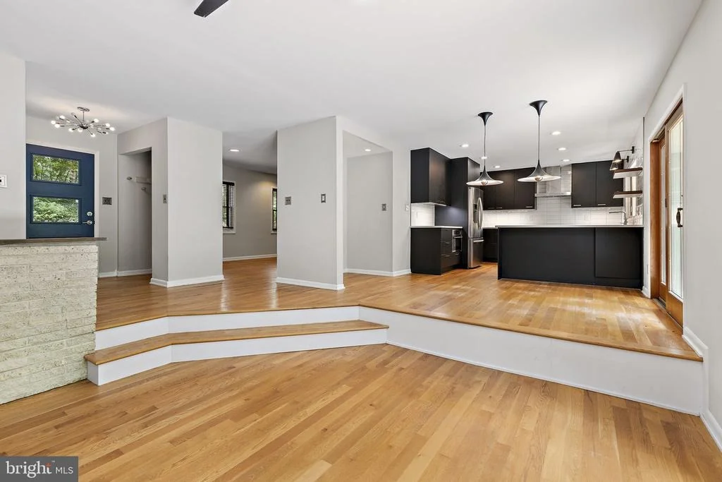 Photo of 3005 SYCAMORE COURT
