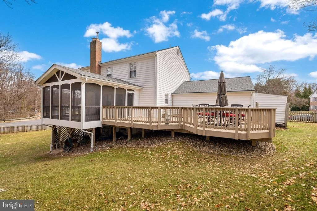 Photo of 6300 GLENBARD ROAD