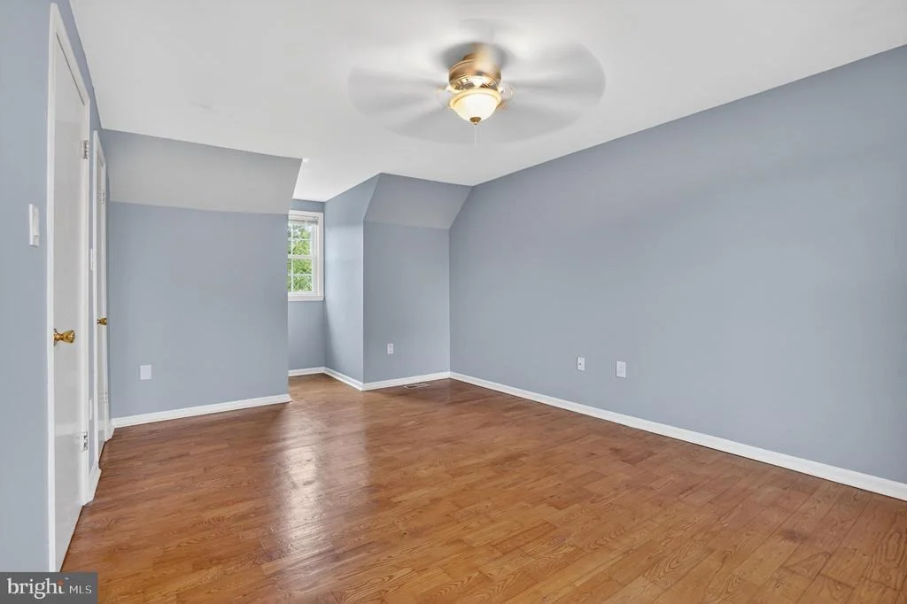 Photo of 5815 RIVERSIDE DRIVE