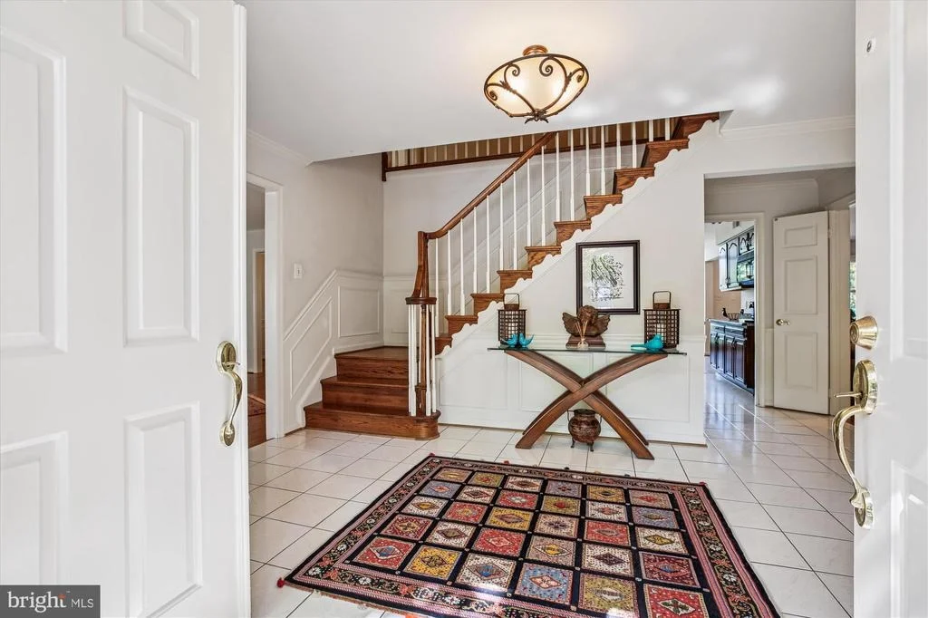 Photo of 9537 FOX HOLLOW