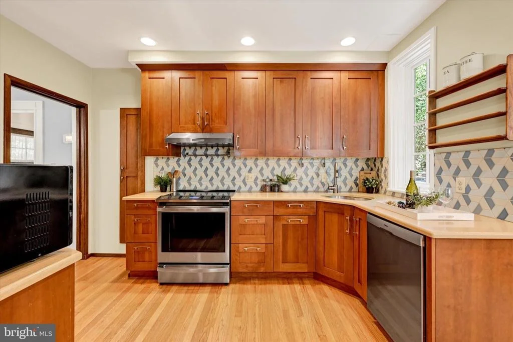 Photo of 511 EDGEVALE ROAD
