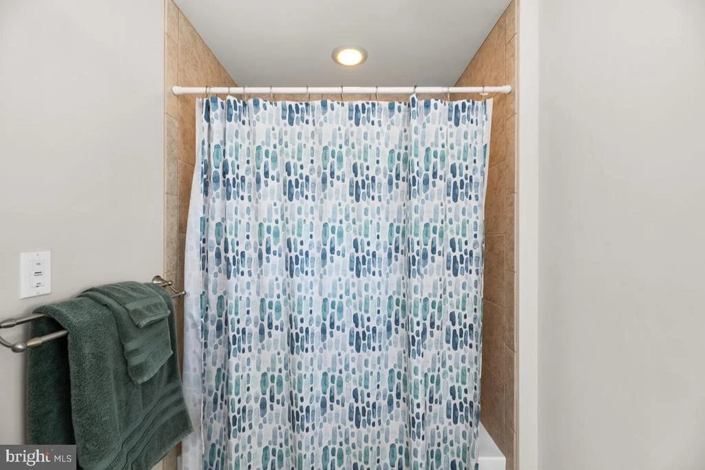 Photo of 1162 OAK VIEW DRIVE