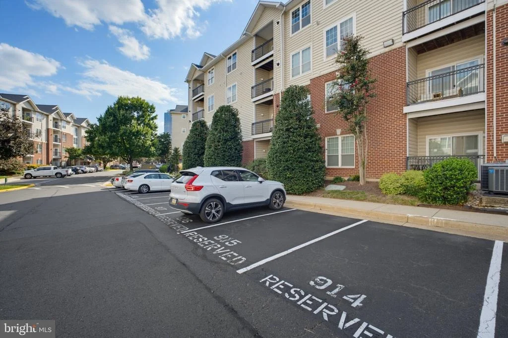Photo of Unit 7109 at 1570 SPRING GATE DRIVE