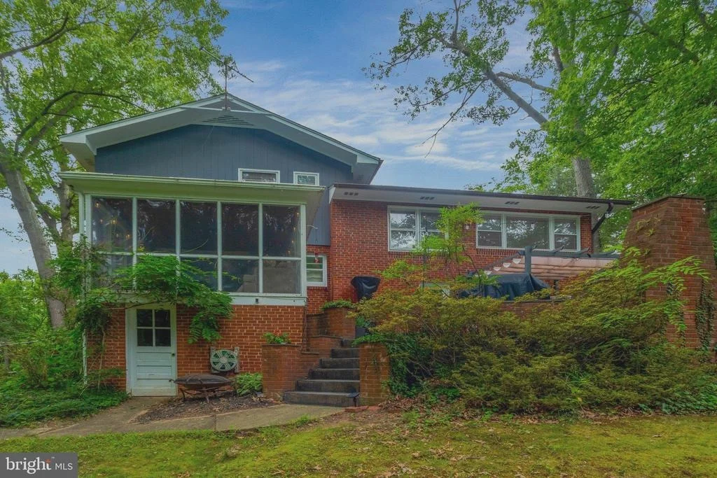 Photo of 9809 ASHBY ROAD
